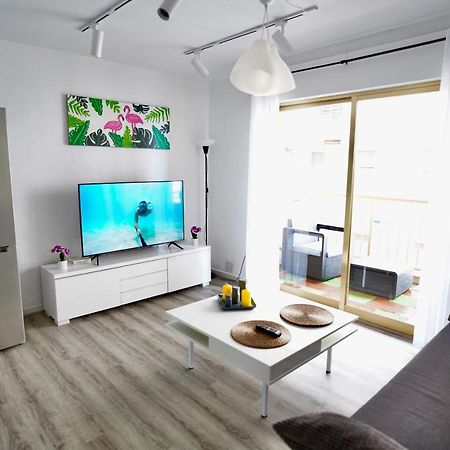 Disfruta Del Mar Apartment ตอร์เรเวียคา ภายนอก รูปภาพ