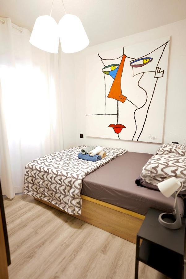 Disfruta Del Mar Apartment ตอร์เรเวียคา ภายนอก รูปภาพ